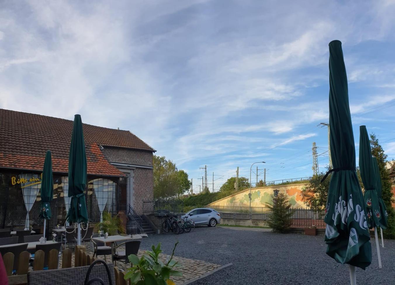Hotel Zur Bruecke Herzogenrath Exterior photo